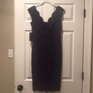 Tadashi Shoji sleeveless lace cocktail dress